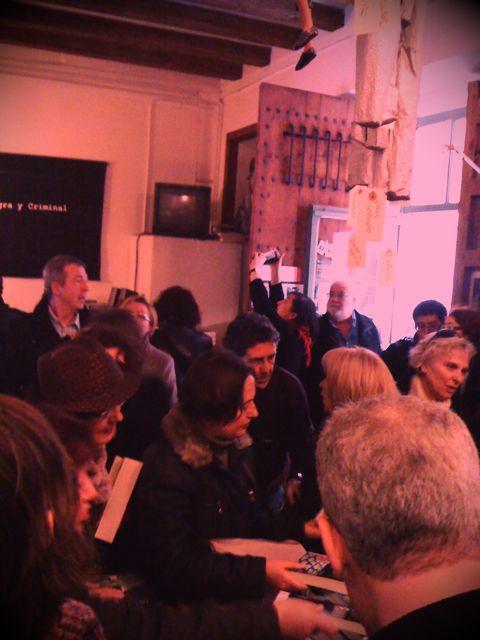 BCNegra 2010 charlas, firmas y empujones. BCNegra 2010 charlas, firmas y empujones.