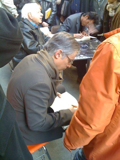 BCNegra 2010 charlas, firmas y empujones. BCNegra 2010 charlas, firmas y empujones.