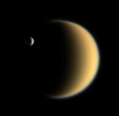El oxígeno es transportado desde Encelado a Titán en el sistema de Saturno