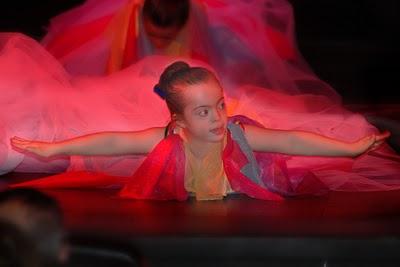 LO QUE MENOS IMPORTA LO QUE MENOS IMPORTA