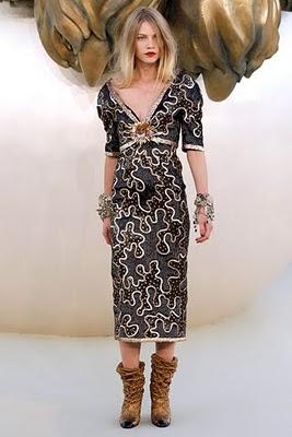 Chanel: Fall 2010 Couture Chanel: Fall 2010 Couture