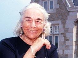 Diez años sin Carmen Martín Gaite. Libro nuevo y entrevista “A fondo” Diez años sin Carmen Martín Gaite. Libro nuevo y entrevista “A fondo”