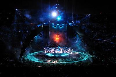 U2 360 Live at the Rose Bowl. El Regreso de unos Viejos Amigos U2 360 Live at the Rose Bowl. El Regreso de unos Viejos Amigos