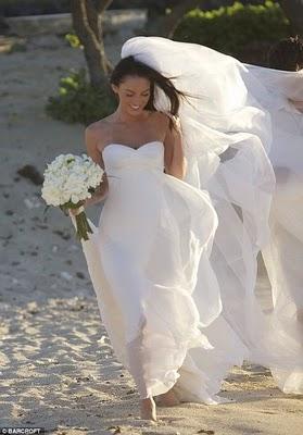 Descubre el vestido de novia de Megan Fox, un diseño de Armani Privé
