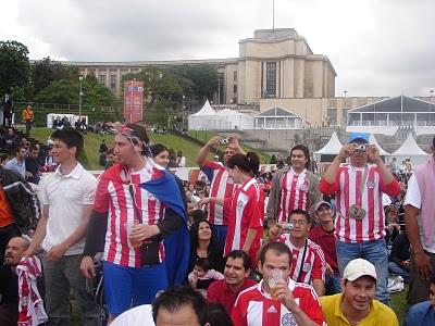 Asi se vivió el partido Paraguay Italia en París