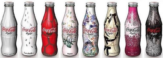 Los diseñadores nacionales le dan a la botella… ¡de Coca-Cola Light!