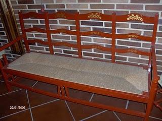 El baúl y el canapé de la abuela de Maite El baúl y el canapé de la abuela de Maite