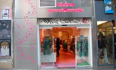 MADRID: COMPRAS POR CHUECA-GRAN VIA / MADRID: SHOPPING IN CHUECA-GRAN VIA MADRID: COMPRAS POR CHUECA-GRAN VIA / MADRID: SHOPPING IN CHUECA-GRAN VIA
