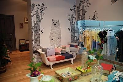 MADRID: COMPRAS POR CHUECA-GRAN VIA / MADRID: SHOPPING IN CHUECA-GRAN VIA MADRID: COMPRAS POR CHUECA-GRAN VIA / MADRID: SHOPPING IN CHUECA-GRAN VIA