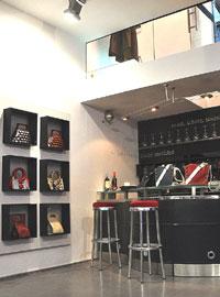 MADRID: COMPRAS POR CHUECA-GRAN VIA / MADRID: SHOPPING IN CHUECA-GRAN VIA MADRID: COMPRAS POR CHUECA-GRAN VIA / MADRID: SHOPPING IN CHUECA-GRAN VIA
