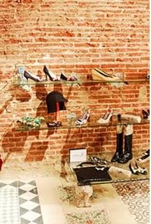 MADRID: COMPRAS POR CHUECA-GRAN VIA / MADRID: SHOPPING IN CHUECA-GRAN VIA MADRID: COMPRAS POR CHUECA-GRAN VIA / MADRID: SHOPPING IN CHUECA-GRAN VIA