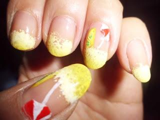 Manicura linonada. Manicura linonada.