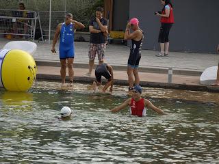 SERTRI . Zaragoza. Triatlón de la Mujer. SERTRI . Zaragoza. Triatlón de la Mujer.