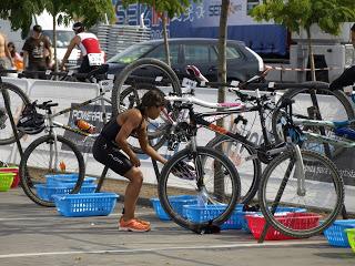 SERTRI . Zaragoza. Triatlón de la Mujer. SERTRI . Zaragoza. Triatlón de la Mujer.