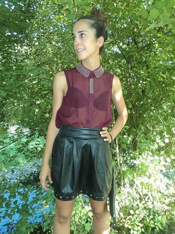 Transparent shirt black and burdeos