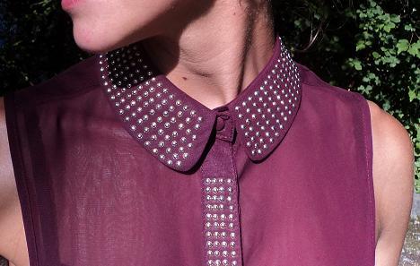 Transparent shirt cuellos dorados