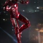 Figura de la Mark XXIII de Iron Man 3 de Hot Toys