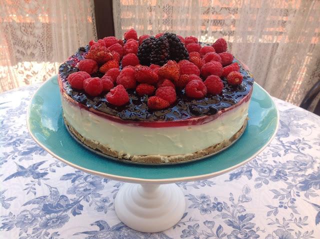 TARTA DE QUESO Y FRAMBUESAS SIN HORNO