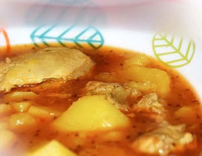 Guisado de Pollo Guisado de Pollo