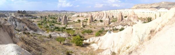 Caminata por el Valle Rojo, al noreste de Göreme