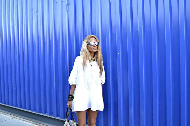 GOLD ON MY FEET Buenos días!!! Me encanta el verano, y la... GOLD ON MY FEET Buenos días!!! Me encanta el verano, y la...