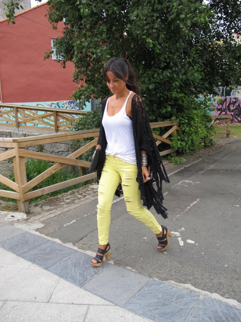 Go yellow photo IMG_5773_zpsf15a7d46.jpg