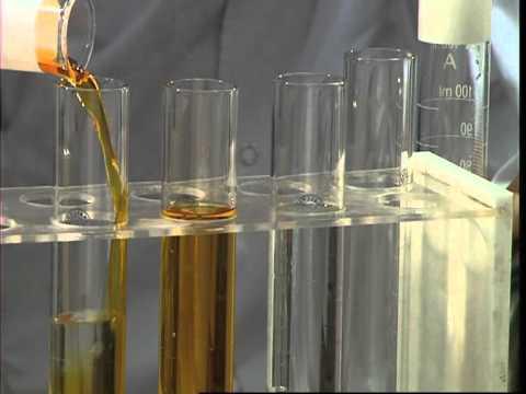 Química experimental en la web Imagen de previsualización de YouTube