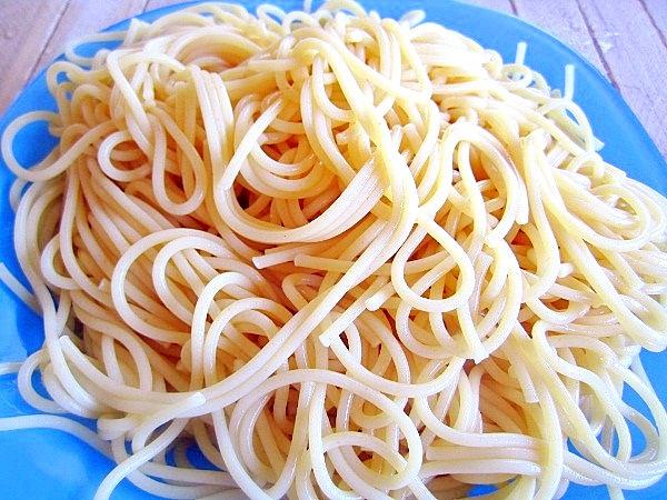 Espaguetis con salsa de tomates espaguetis-con-salsa-de-tomates (4)