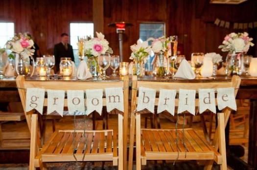 Ambientación: ideas para tu casamiento personalizar las sillas de los novios