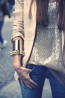 ÍTEM Amo llevar accesorios. Entre mis preferidos: los col... ÍTEM Amo llevar accesorios. Entre mis preferidos: los col...