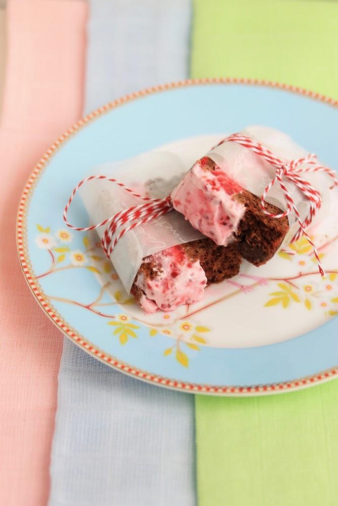 Sándwich Brownie helado de frambuesa Sándwich Brownie helado de frambuesa