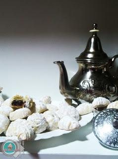 Dulces de eid al-fitr 1: Mamowl de dátiles-Helwa de tmar-Delicias de dátiles. Dulces de eid al-fitr 1: Mamowl de dátiles-Helwa de tmar-Delicias de dátiles.