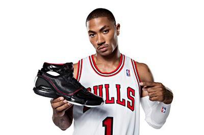 Derrick-Rose-with-Shoe