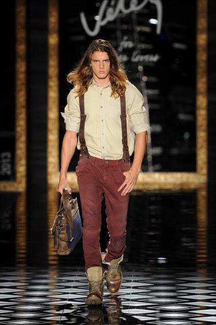 EL HOMBRE DE TENNIS Y VÉLEZ | COLOMBIAMODA 2013 Vélez Colombiamoda - Inexmoda