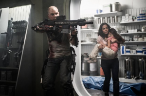 Elysium, crítica de la película 206fd438647934c5ada70e01f7c0bfbe 300x197 Elysium, crítica de la película