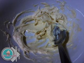 Dulces de eid al-fitr 3. Galletas coronadas de almendra y mermelada. Dulces de eid al-fitr 3. Galletas coronadas de almendra y mermelada.