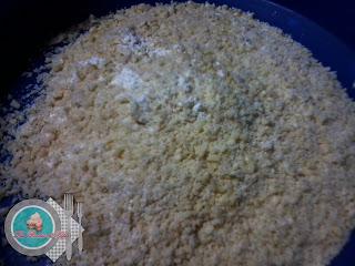 Dulces de eid al-fitr 3. Galletas coronadas de almendra y mermelada. Dulces de eid al-fitr 3. Galletas coronadas de almendra y mermelada.