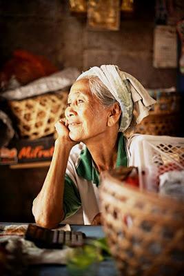 UN FUTURO MÁS ALLÁ DE LOS “DOLORES DE CABEZA” UN FUTURO MÁS ALLÁ DE LOS “DOLORES DE CABEZA”