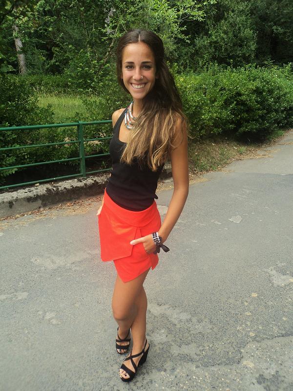 Si o no a la falda pantalón inditex