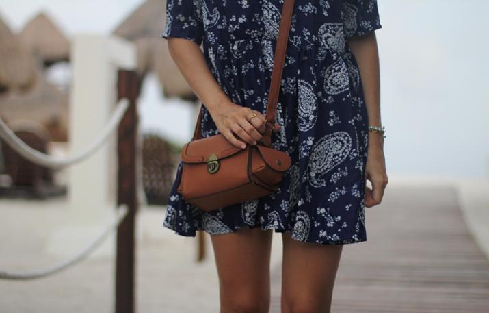 BEACH COVER-UP Beach cover - up, fashion blogger, Mes Voyages à Paris, Mónica Sors