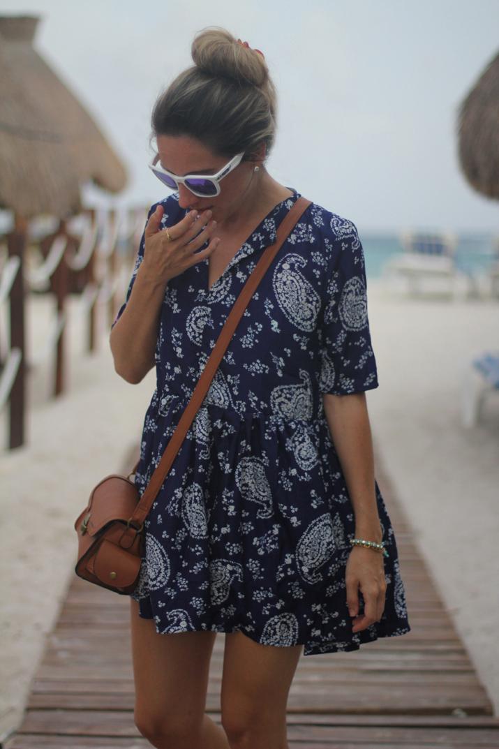 BEACH COVER-UP Beach outfit by fashion blogger Mónica Sors Mexico
