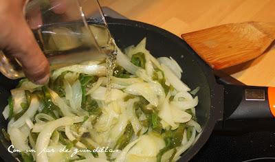 Rape con jamón y salsa de pimientos verdes Rape con jamón y salsa de pimientos verdes