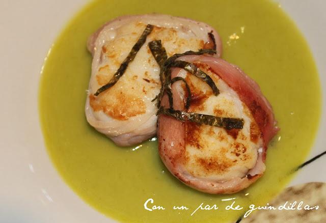 Rape con jamón y salsa de pimientos verdes Rape con jamón y salsa de pimientos verdes