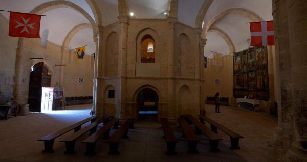 Iglesia de la Vera Cruz (Segovia) Interior_iglesia_vera_cruz_segovia