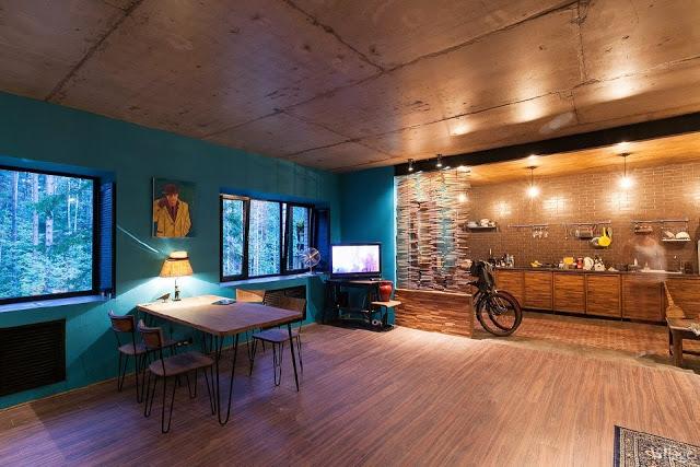 Industrial and Rustic mix in russian apartment Industrial and Rustic mix in russian apartment