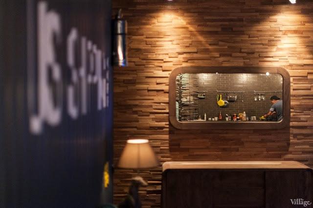 Industrial and Rustic mix in russian apartment Industrial and Rustic mix in russian apartment