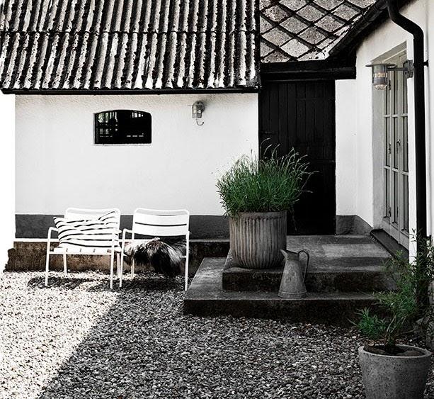 Una casa de vacaciones en Suecia (en blanco y negro) Una casa de vacaciones en Suecia (en blanco y negro)