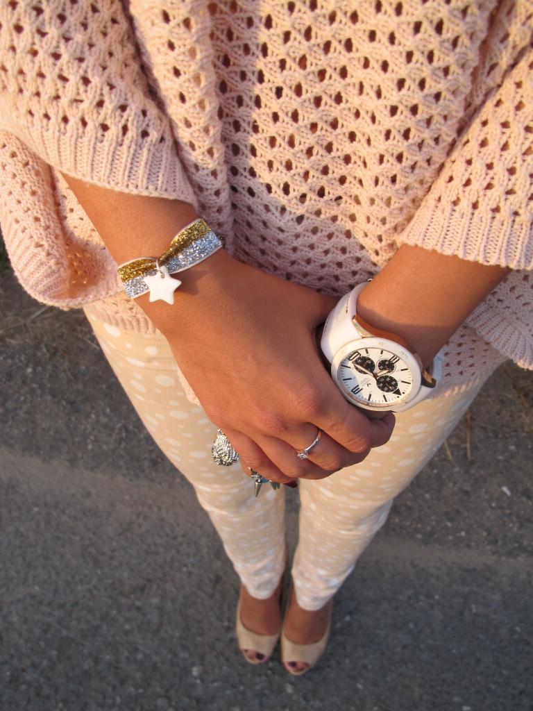 Just one colour photo IMG_6096_zps5fc9b2de.jpg