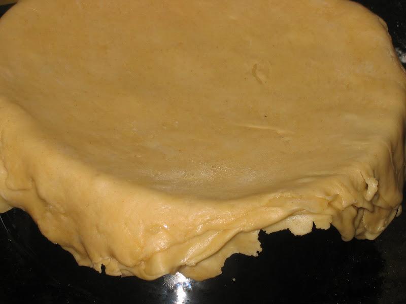 Hojaldre hecho con aceite y pascualina de espinaca Hojaldre hecho con aceite y pascualina de espinaca