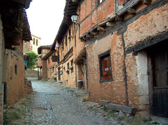 Catalañazor (Soria) Calle_Catalañazor